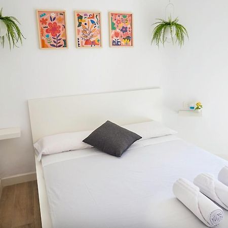 Playa, Piscina Y Relax En Este Coqueto Apartamento En Nerja Exterior photo